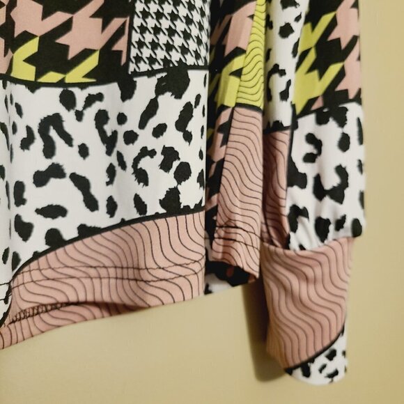 Ashley Stewart | Women's Mixed Print Drama Puff Sleeved Top (Size 14/16) - Picture 8 of 11